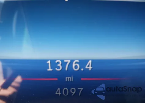 2024 Mercedes-Benz Glb 250 z USA, uszkodzony, nr VIN W1N4M4GB2RW380384